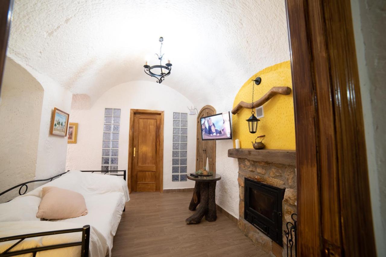 グアディクス Cuevas Cortijo Gachasヴィラ エクステリア 写真