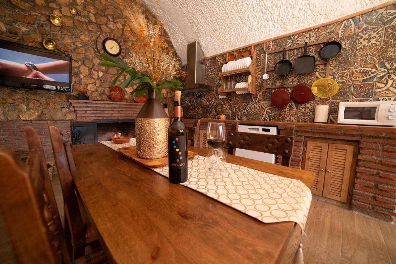 グアディクス Cuevas Cortijo Gachasヴィラ エクステリア 写真